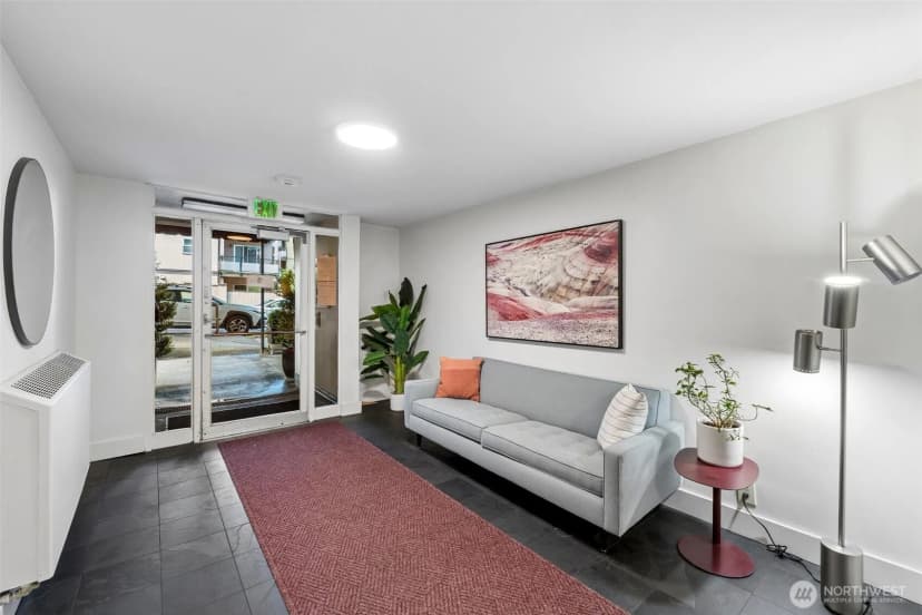 Property photo for 1200 Boylston Avenue #402, Seattle photo 15