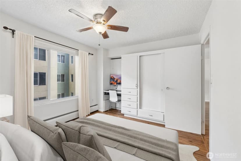 Property photo for 1200 Boylston Avenue #402, Seattle photo 9