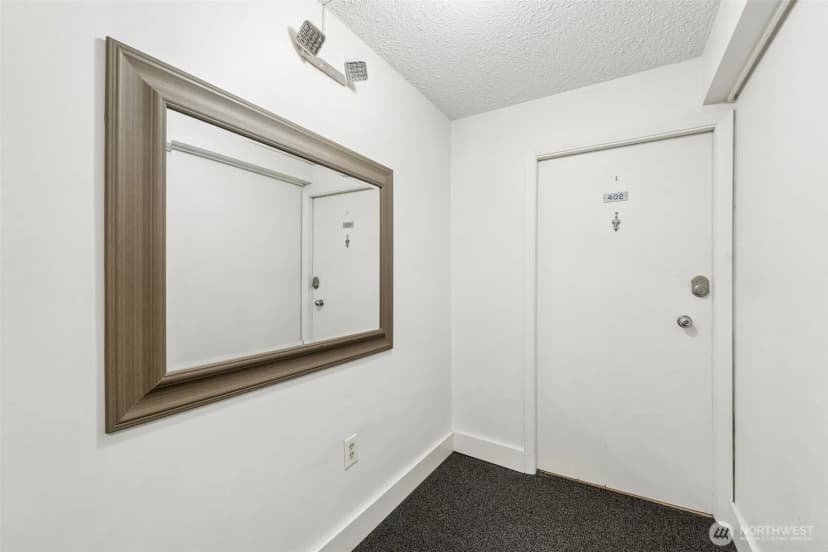 Property photo for 1200 Boylston Avenue #402, Seattle photo 12