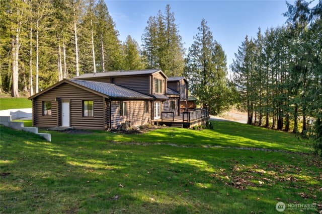 Property photo for 23941 Bassett Road, Sedro Woolley photo 5