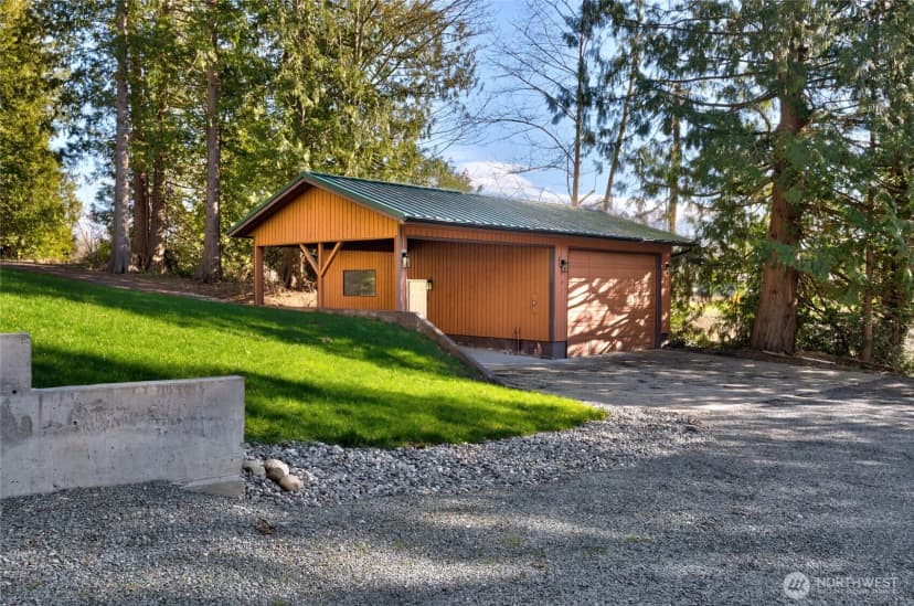 Property photo for 23941 Bassett Road, Sedro Woolley photo 36