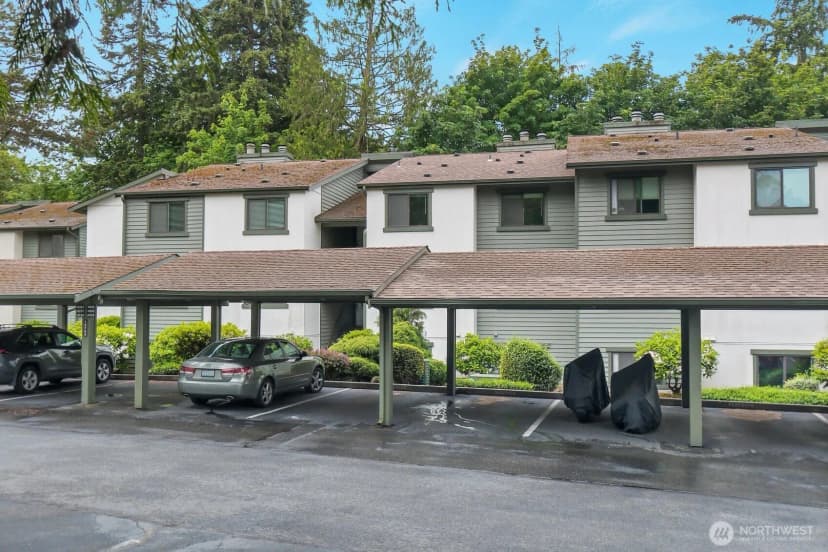 Property photo for 12703 Ne 129th Court #h302, Kirkland photo 20