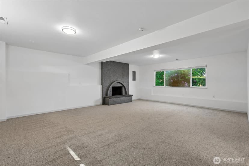 Property photo for 12416 Se 211th Place, Kent photo 24