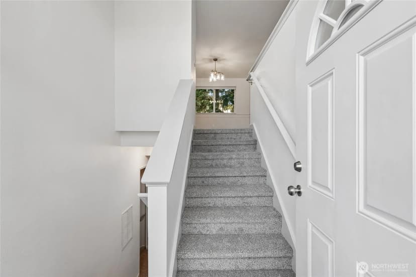 Property photo for 12416 Se 211th Place, Kent photo 31