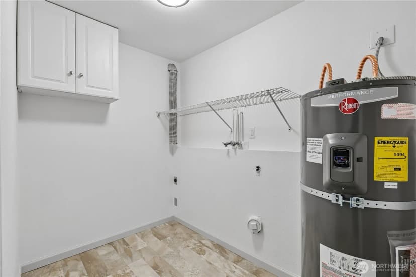 Property photo for 12416 Se 211th Place, Kent photo 22
