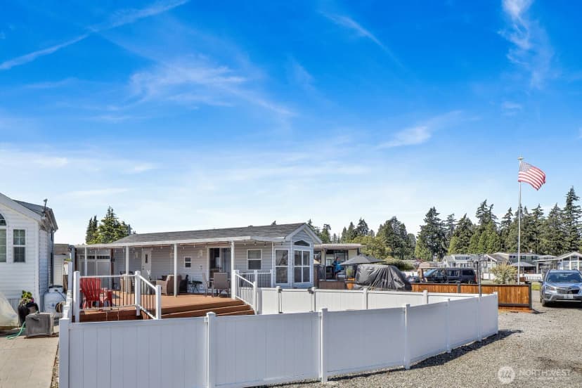 Property photo for 7704 Birch Bay Drive #18-01, Blaine photo 24