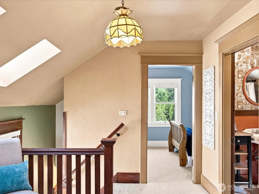 Property photo for 2811 Sw Dakota Street, Seattle photo 18
