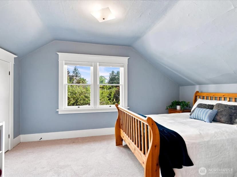 Property photo for 2811 Sw Dakota Street, Seattle photo 22