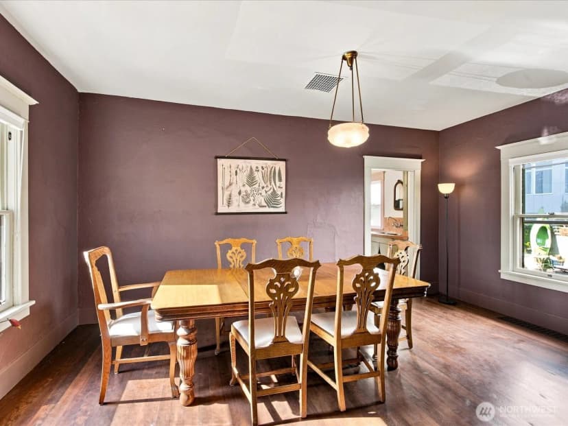 Property photo for 2811 Sw Dakota Street, Seattle photo 3