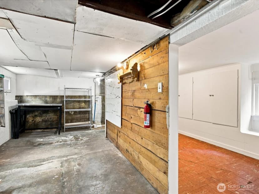 Property photo for 2811 Sw Dakota Street, Seattle photo 28