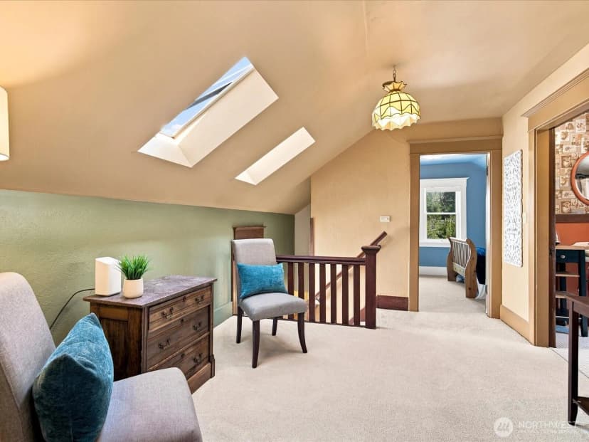 Property photo for 2811 Sw Dakota Street, Seattle photo 17