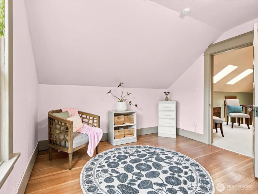 Property photo for 2811 Sw Dakota Street, Seattle photo 21