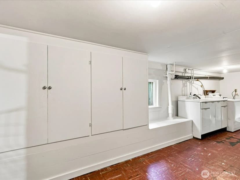 Property photo for 2811 Sw Dakota Street, Seattle photo 27