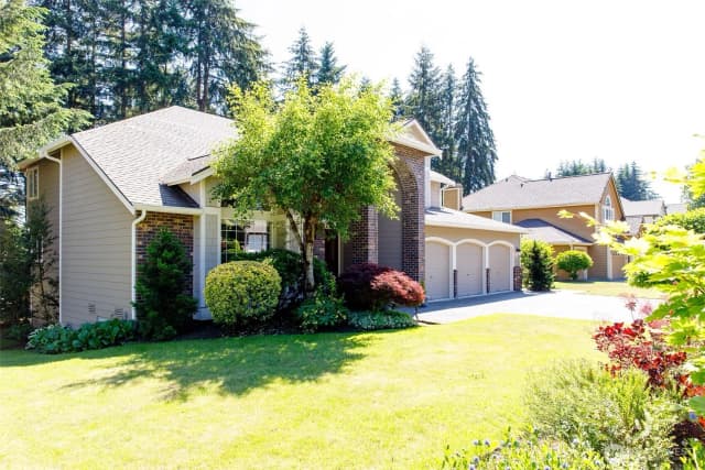 Property photo for 9634 Regency Loop Se, Olympia photo 2