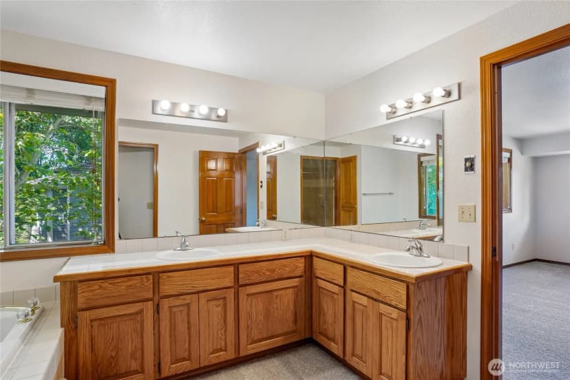 Property photo for 32745 47th Avenue Sw, Federal Way photo 21