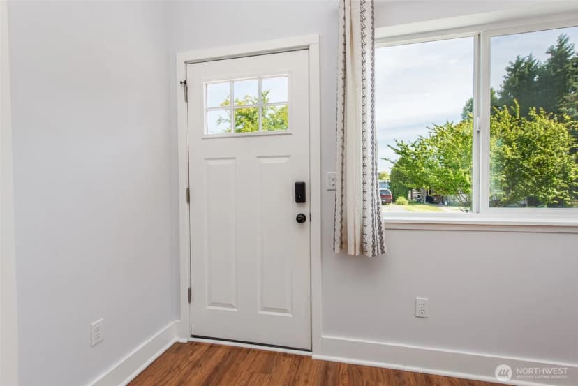Property photo for 940 W 7th Street, Port Angeles photo 18