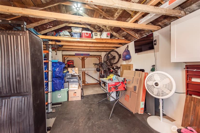 Property photo for 940 W 7th Street, Port Angeles photo 25