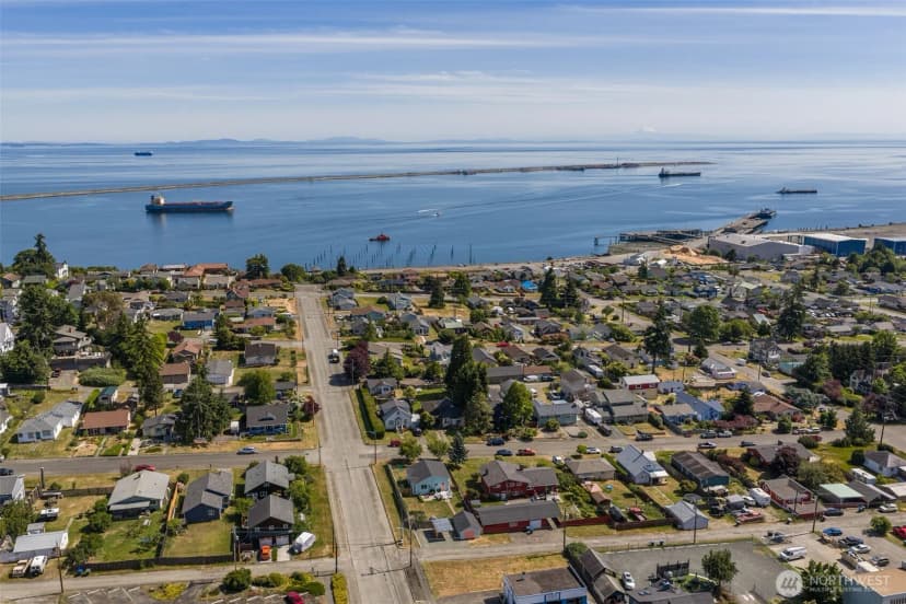 Property photo for 940 W 7th Street, Port Angeles photo 34