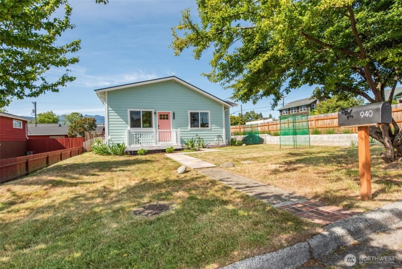 Property photo for 940 W 7th Street, Port Angeles photo 28