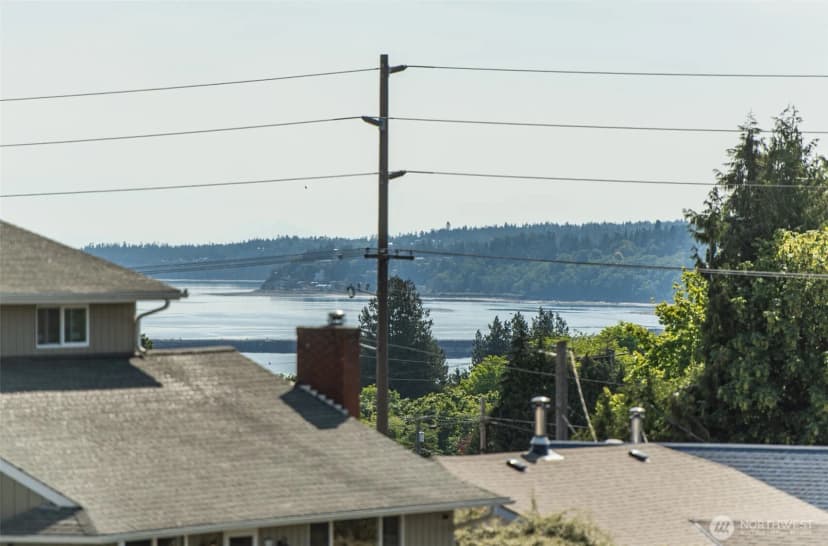 Property photo for 940 W 7th Street, Port Angeles photo 37