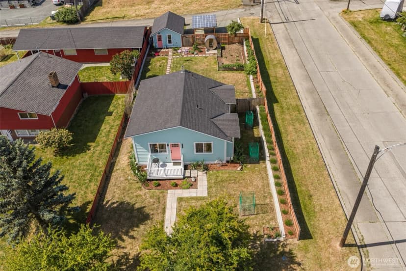 Property photo for 940 W 7th Street, Port Angeles photo 39