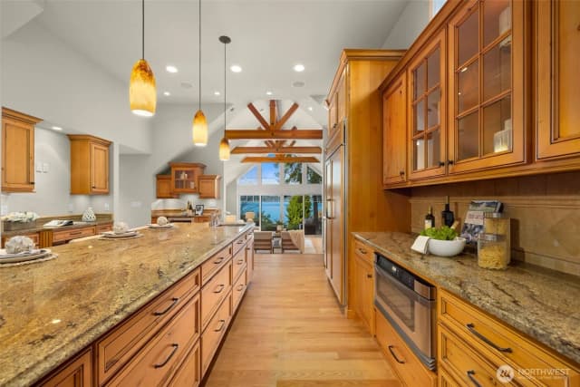 Property photo for 18021 Se 40th Place, Bellevue photo 5