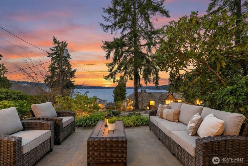 Property photo for 18021 Se 40th Place, Bellevue