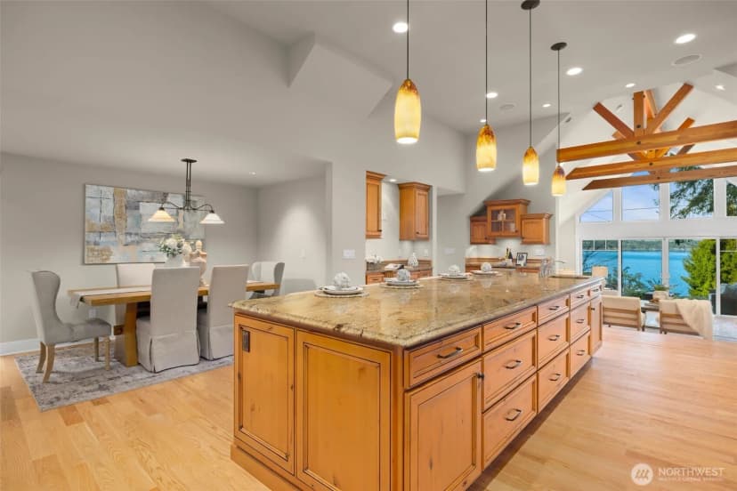 Property photo for 18021 Se 40th Place, Bellevue photo 6
