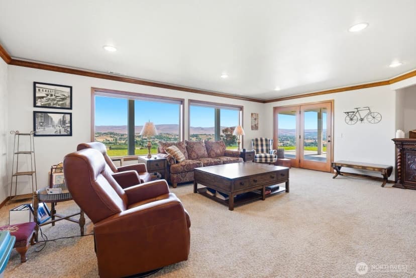 Property photo for 332 Marisa Hill Drive, Selah photo 28