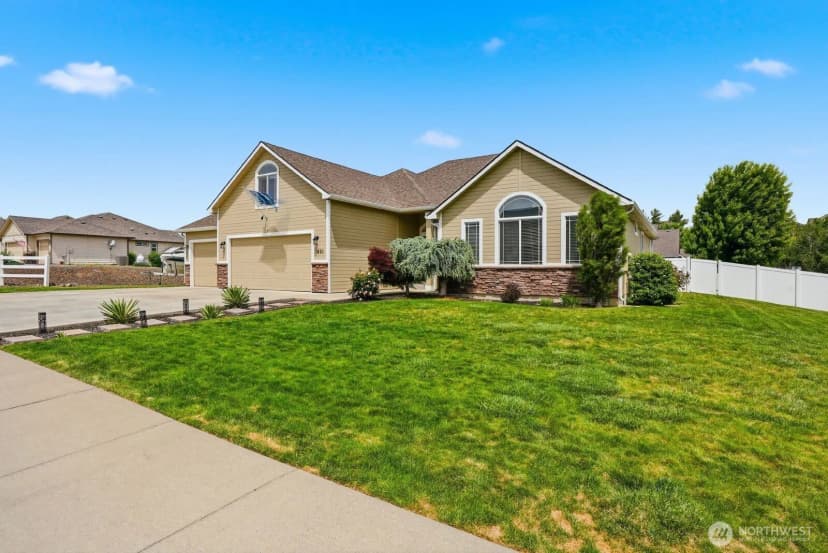 Property photo for 7601 W Washington Avenue, Yakima photo 3