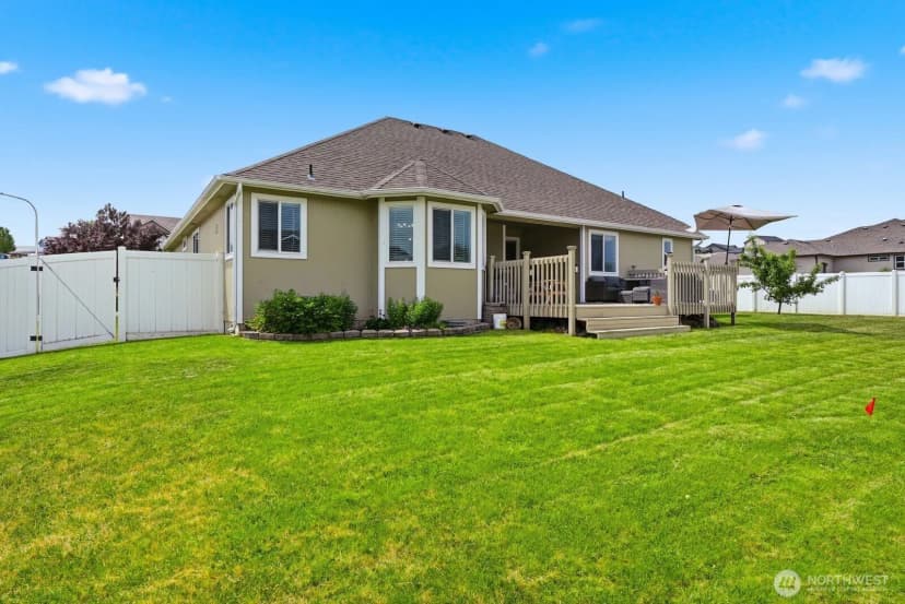 Property photo for 7601 W Washington Avenue, Yakima photo 8
