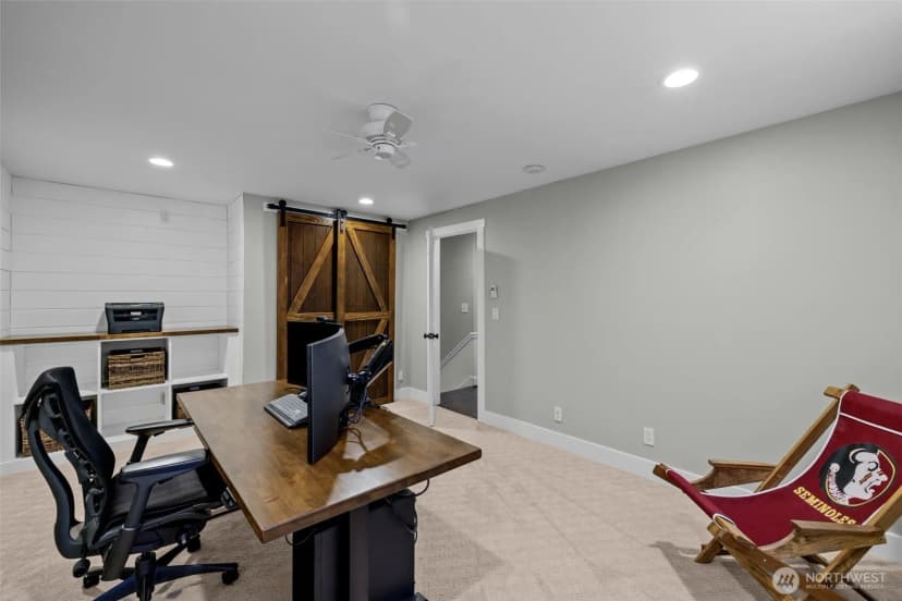 Property photo for 22201 Ne 28th Place, Sammamish photo 31