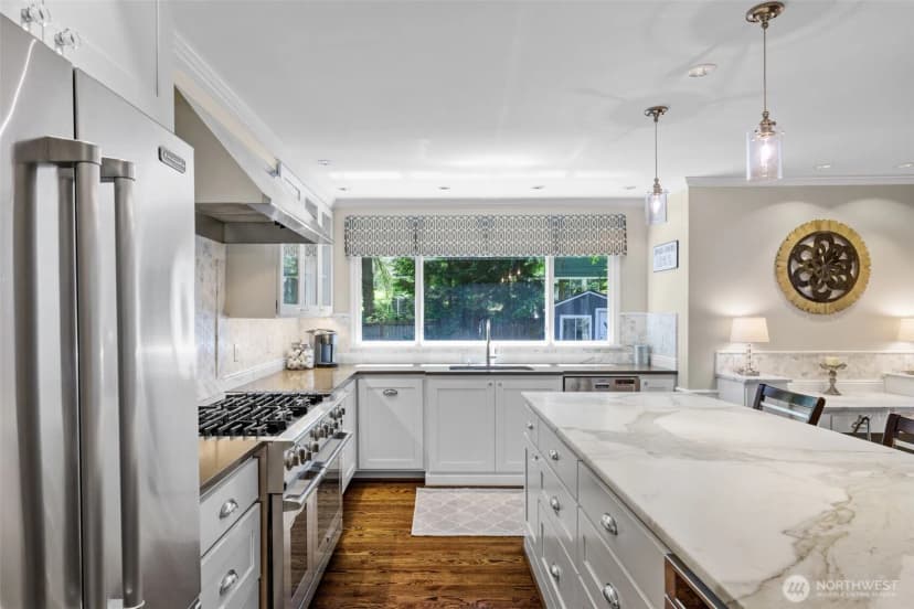 Property photo for 22201 Ne 28th Place, Sammamish photo 9