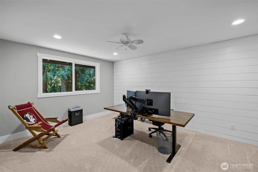 Property photo for 22201 Ne 28th Place, Sammamish photo 30