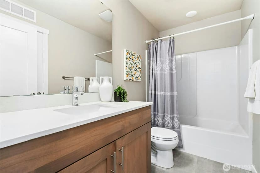 Property photo for 13730 Manor Way #j6, Lynnwood photo 9