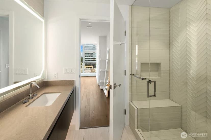 Property photo for 188 Bellevue Way Ne #1502, Bellevue photo 9