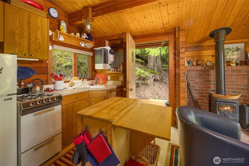 Property photo for 142 Hideaway Lane, Stuart Island photo 10