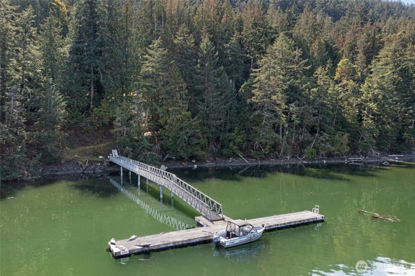 Property photo for 142 Hideaway Lane, Stuart Island