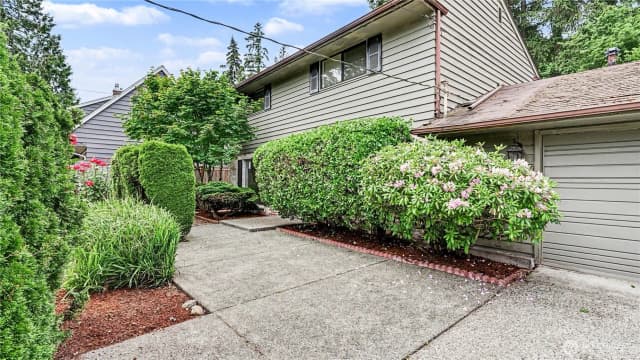 Property photo for 3437 77th Avenue Se, Mercer Island photo 4