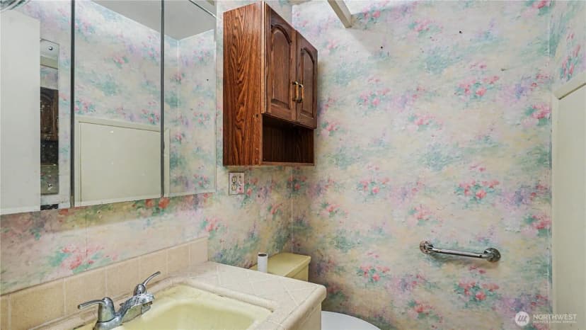 Property photo for 3437 77th Avenue Se, Mercer Island photo 13