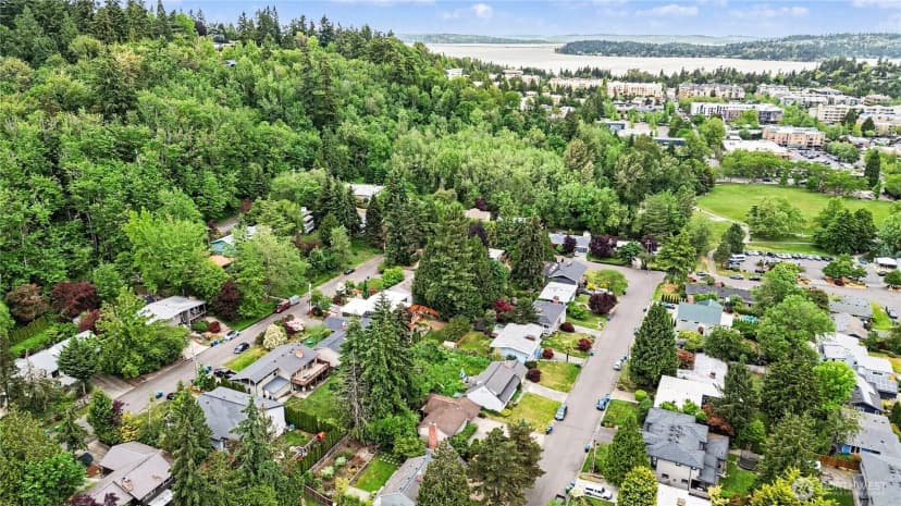 Property photo for 3437 77th Avenue Se, Mercer Island photo 33