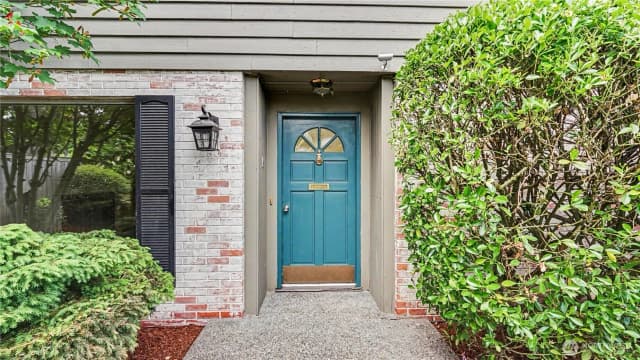 Property photo for 3437 77th Avenue Se, Mercer Island photo 5