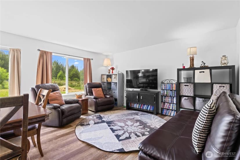 Property photo for 15635 Ursula Lane Se, Yelm photo 6