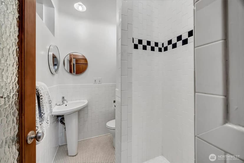 Property photo for 612 11th Avenue E, Seattle photo 31