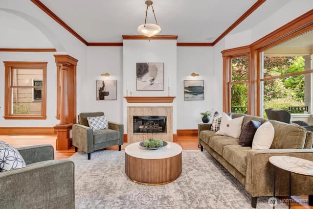 Property photo for 612 11th Avenue E, Seattle photo 5