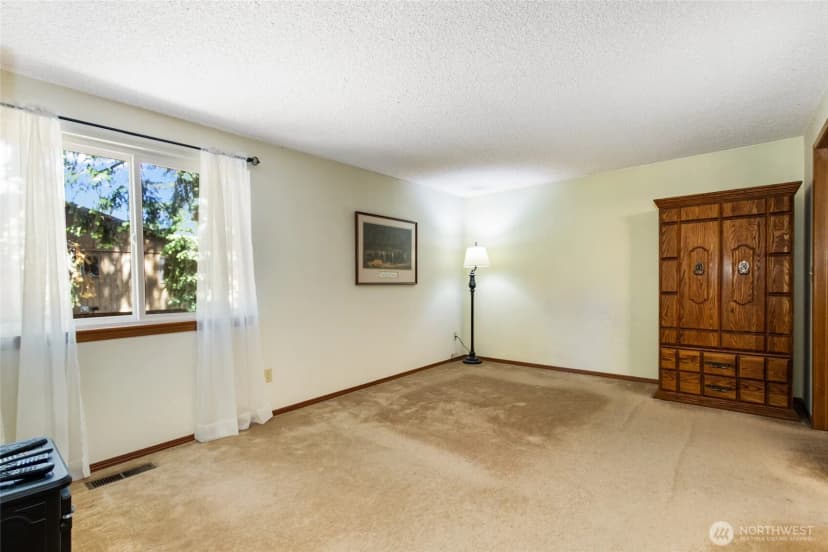 Property photo for 21136 Ne 16th Street, Sammamish photo 15