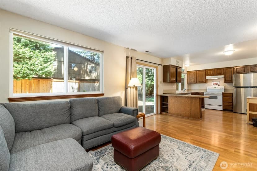 Property photo for 21136 Ne 16th Street, Sammamish photo 6