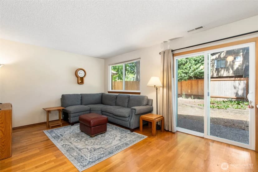 Property photo for 21136 Ne 16th Street, Sammamish photo 7