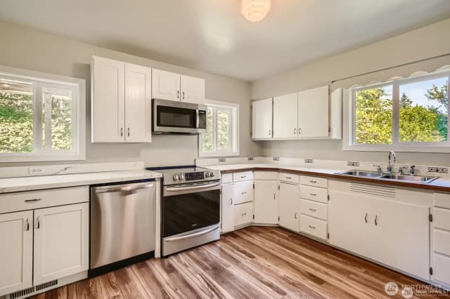 Property photo for 600 Wildwood Boulevard Sw, Issaquah photo 5