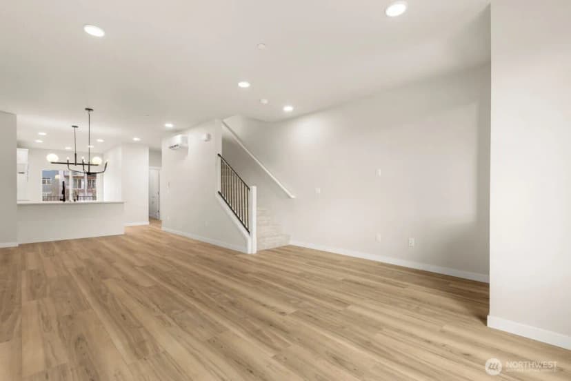 Property photo for 16823 Alder Way #l4, Lynnwood photo 17